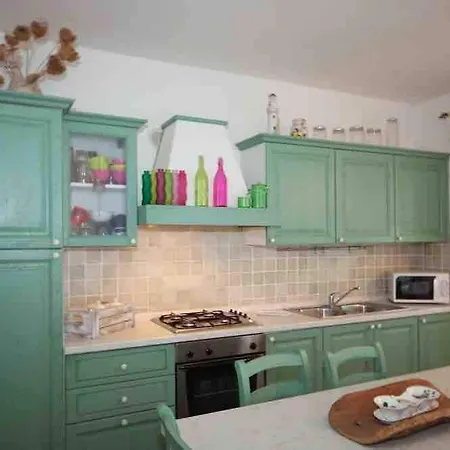 Apartment Dolcevita, Cozy With Patio And Garden