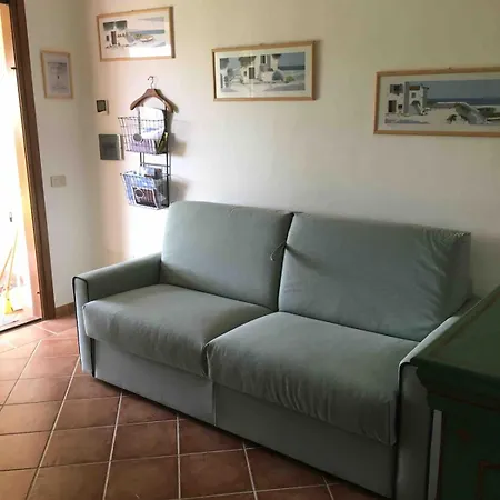 Dolcevita, Cozy With Patio And Garden Apartment *