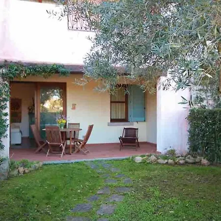 Dolcevita, Cozy With Patio And Garden Apartment