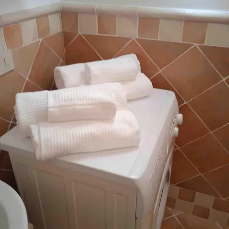 Apartamento Dolcevita, Cozy With Patio And Garden